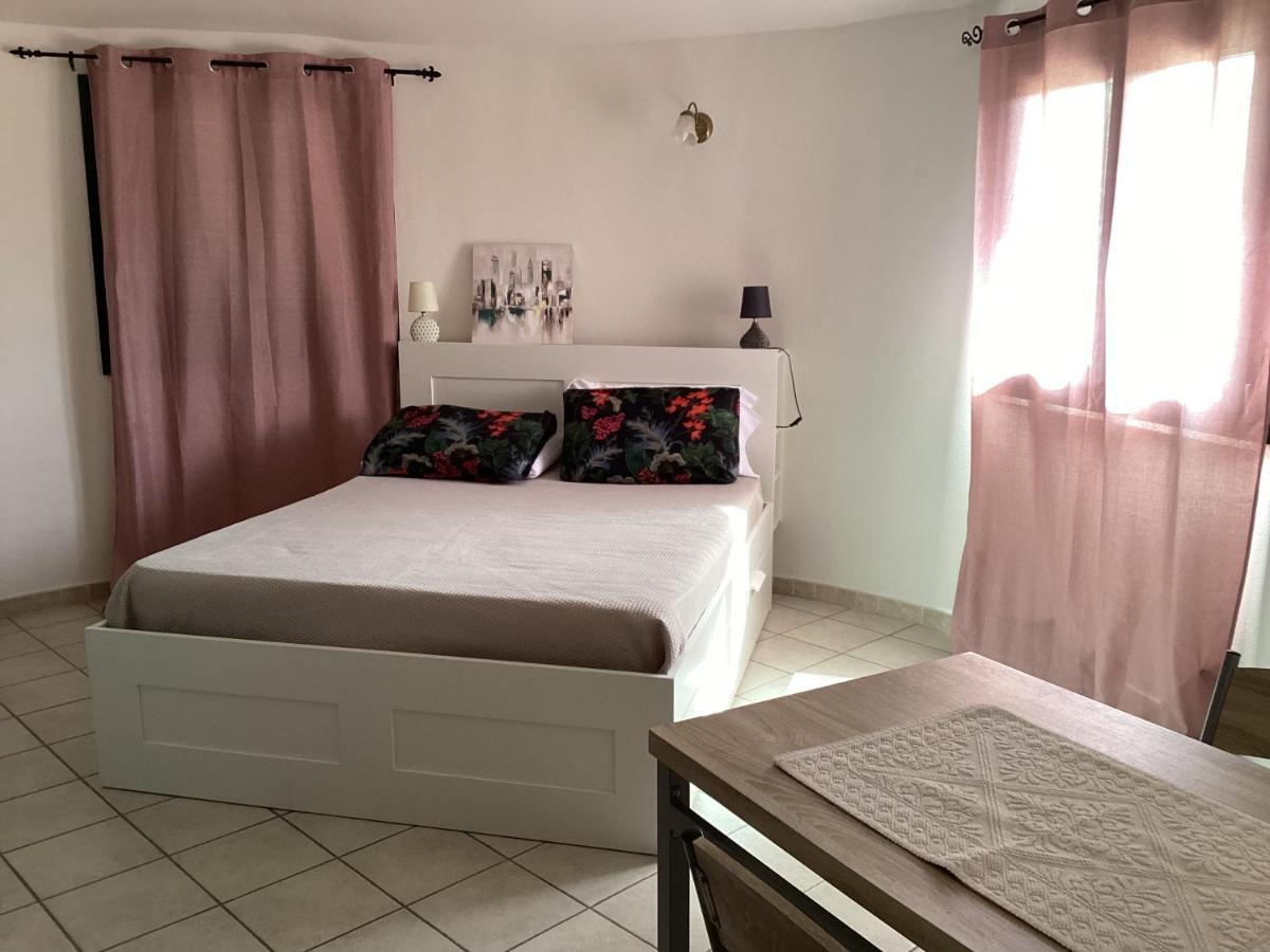 Residence Valledoria 2 ภายนอก รูปภาพ