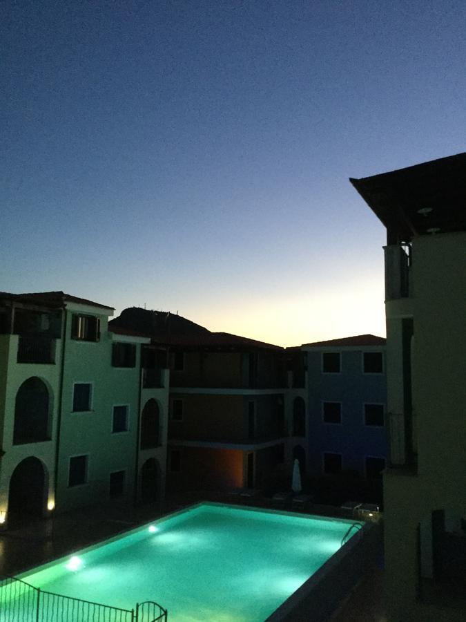 Residence Valledoria 2 ภายนอก รูปภาพ